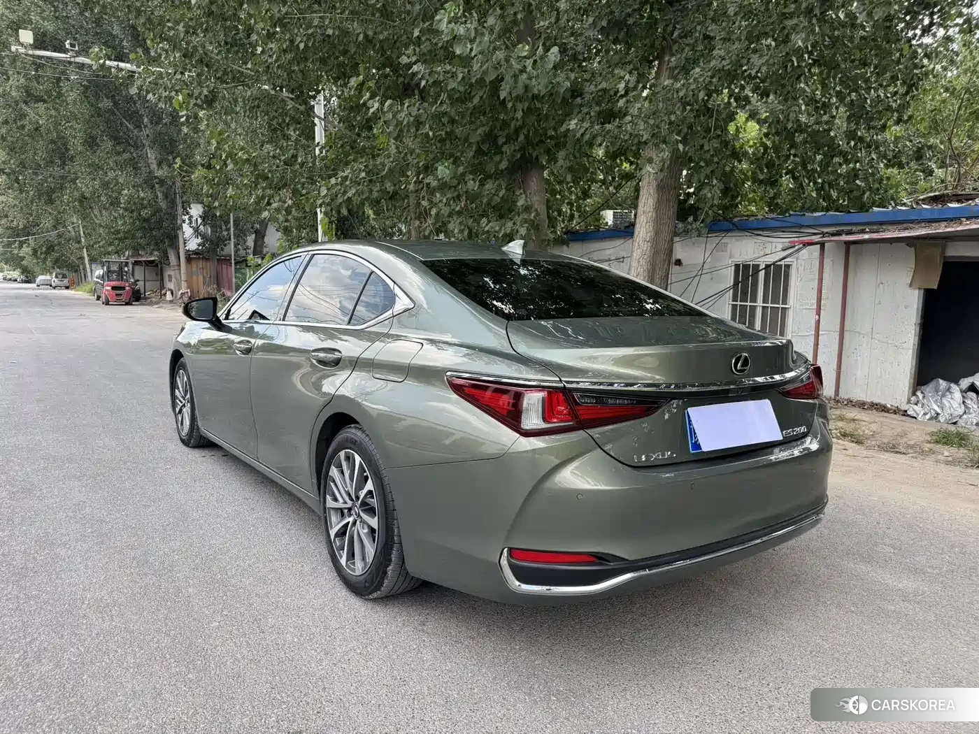Lexus ES id 4576611 из Китая 11