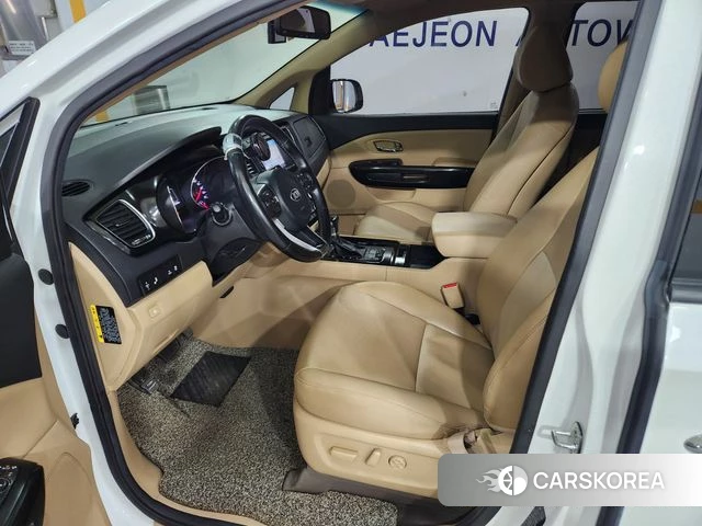 Kia All New Carnival id 4776552 из Кореи 15