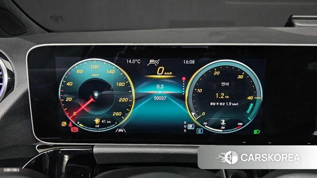 Mercedes-Benz GLA - Class H247 id 3828199 из Кореи 18