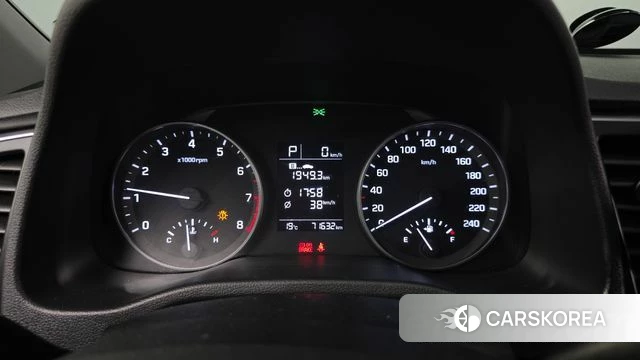 Hyundai Avante AD id 3905716 из Кореи 18