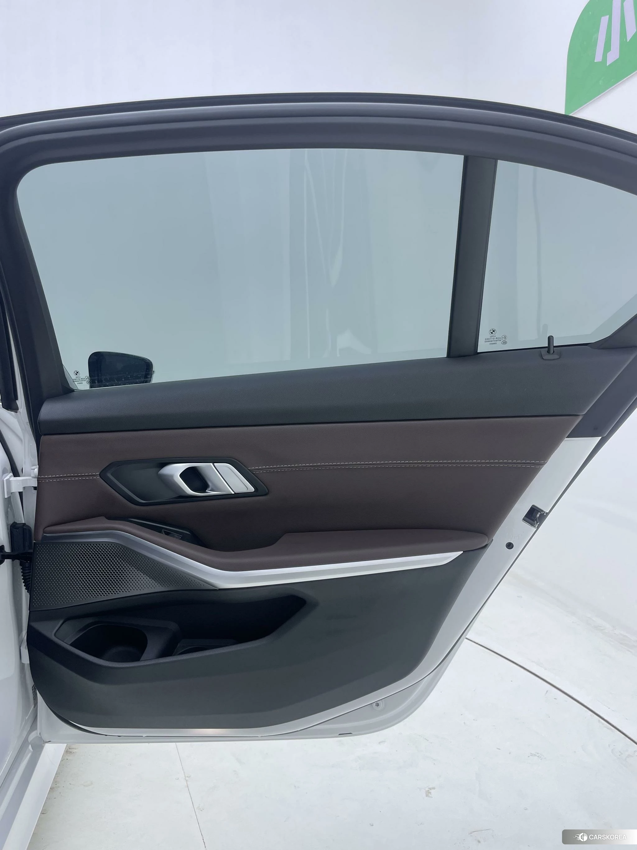 BMW 3 series id 4473997 из Китая 25