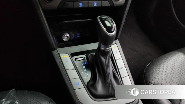 Hyundai Avante AD id 3796388 из Кореи 18