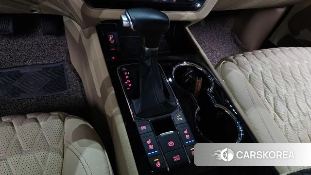 Kia The New Carnival id 4937100 из Кореи 37