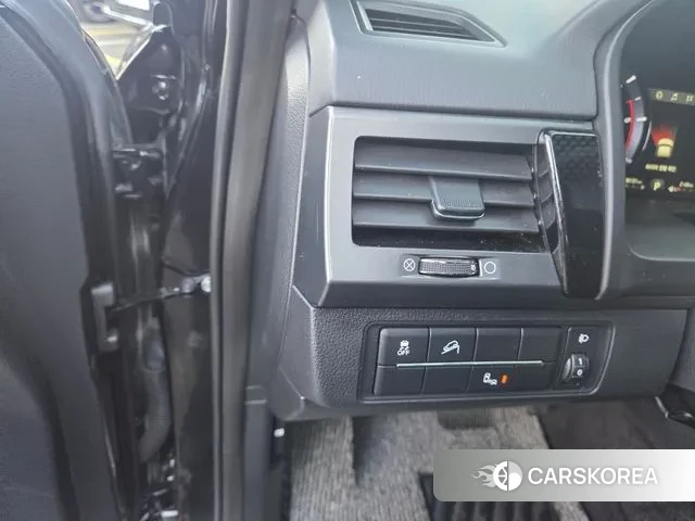 Ssangyong The New Rexton Sports Cannes id 3438160 из Кореи 15