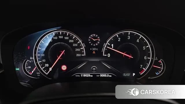 BMW 5 Series (G30) id 3612570 из Кореи 18