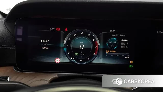 Mercedes-Benz E-Class W213 id 3667132 из Кореи 18