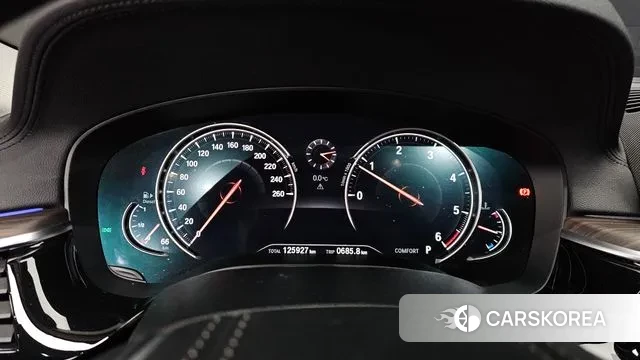 BMW 5 Series (G30) id 3709414 из Кореи 18