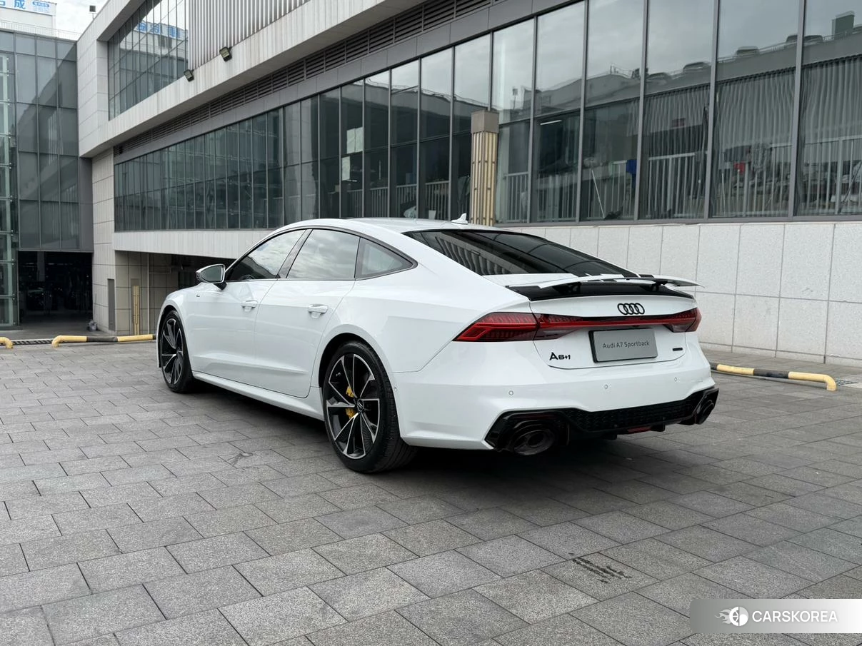 Audi A7 id 4479507 из Китая 9