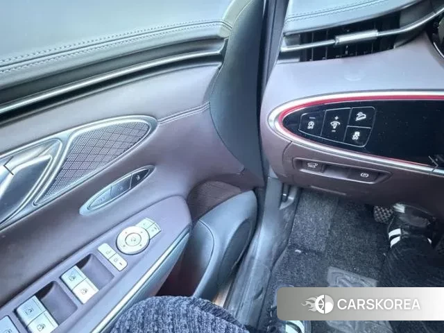 Genesis GV70 id 3611747 из Кореи 12