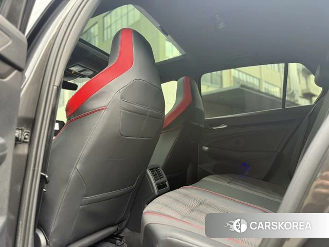 Volkswagen Golf GTI id 4290906 из Китая 12