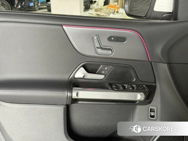 Mercedes-Benz GLB id 4341800 из Китая 10