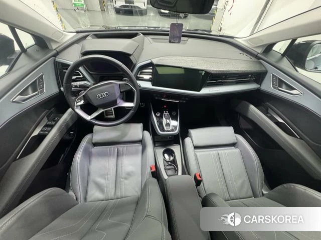 Audi Q5 e-tron id 4253694 из Китая 8
