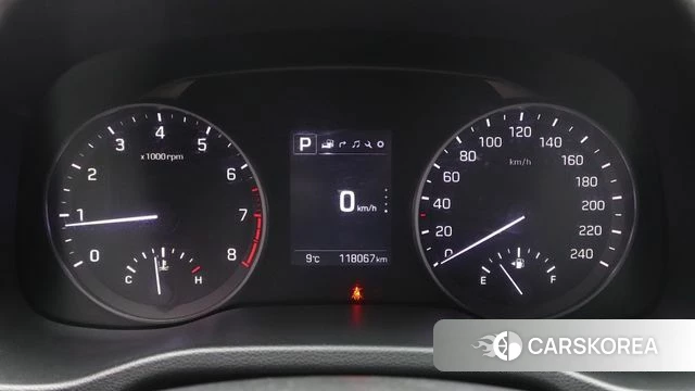 Hyundai Avante AD id 3829201 из Кореи 18