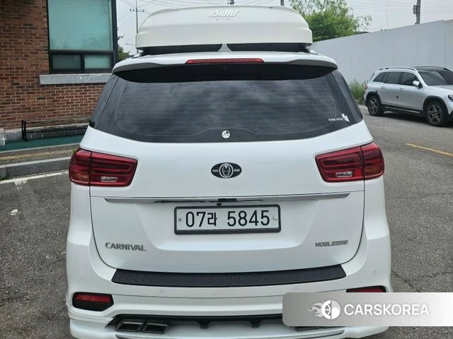 Kia The New Carnival id 4393646 из Кореи 16