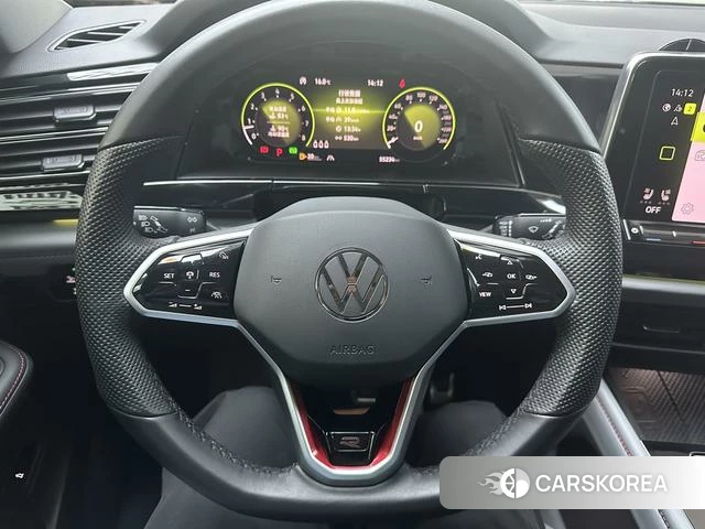 Volkswagen Tourang id 4260535 из Китая 19
