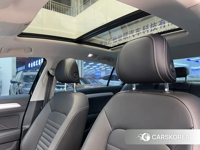 Volkswagen Magotan id 4258662 из Китая 13