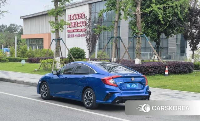 Honda Civic id 4215150 из Китая 8