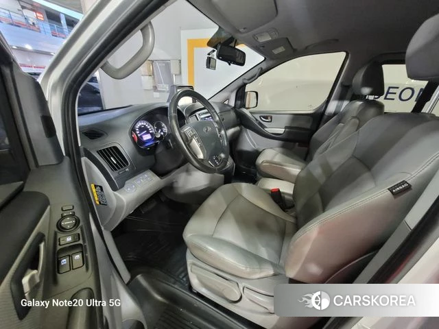 Hyundai The New Grand Starex id 3893237 из Кореи 18