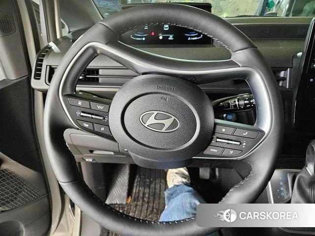 Hyundai Staria id 4359738 из Кореи 13