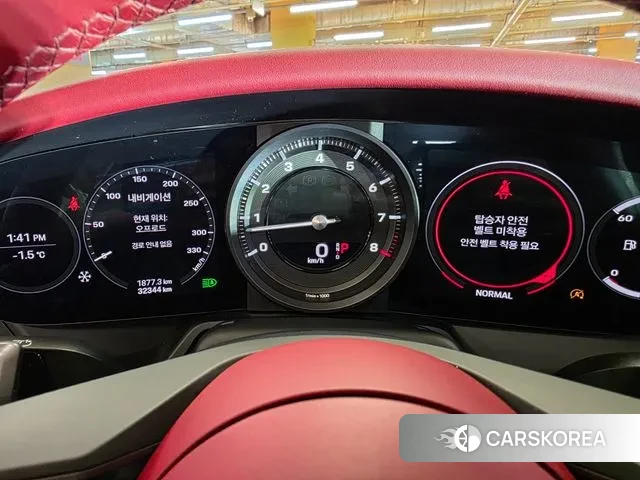 Porsche 911(992) id 3504402 из Кореи 18