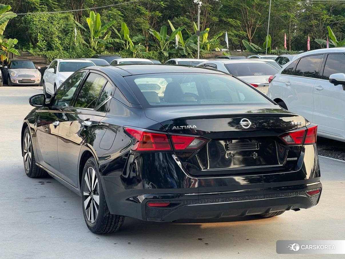 Nissan Teana id 4419183 из Китая 8