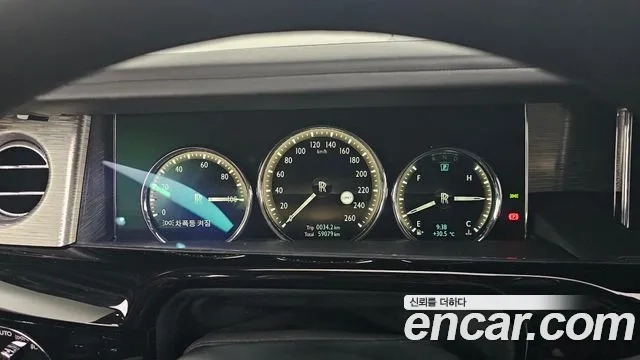 Rolls-Royce Phantom id 2913002 из Кореи 18