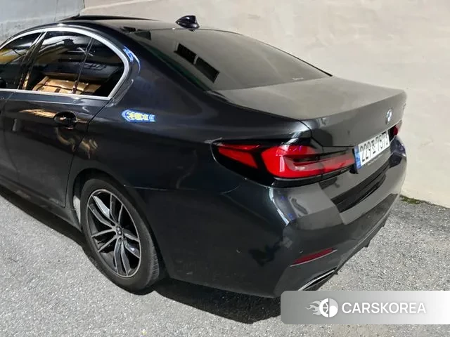 BMW 5 Series (G30) id 2980163 из Кореи 9
