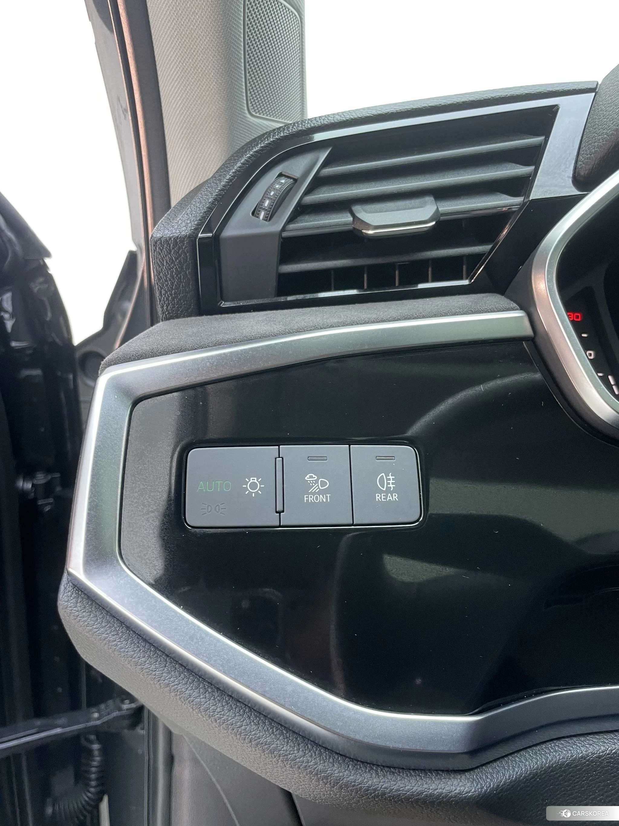 Audi Q3 Sportback id 4514983 из Китая 30