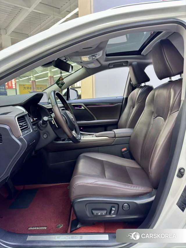 Lexus RX id 4260025 из Китая 12