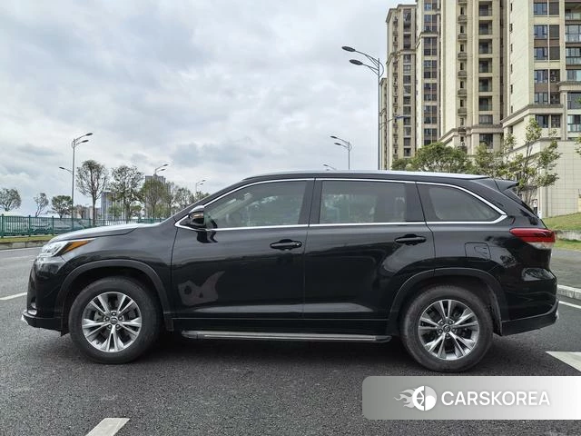 Toyota Highlander id 4273701 из Китая 19