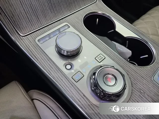 Genesis GV80 id 3206934 из Кореи 18