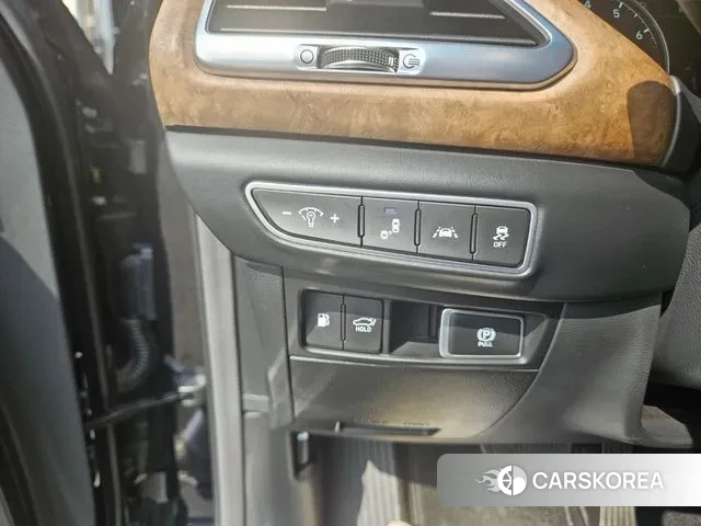 Genesis G90 id 3695380 из Кореи 12