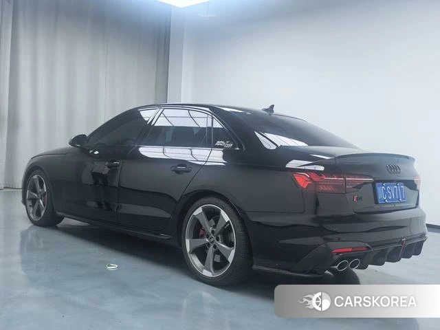 Audi S4 id 4265841 из Китая 8