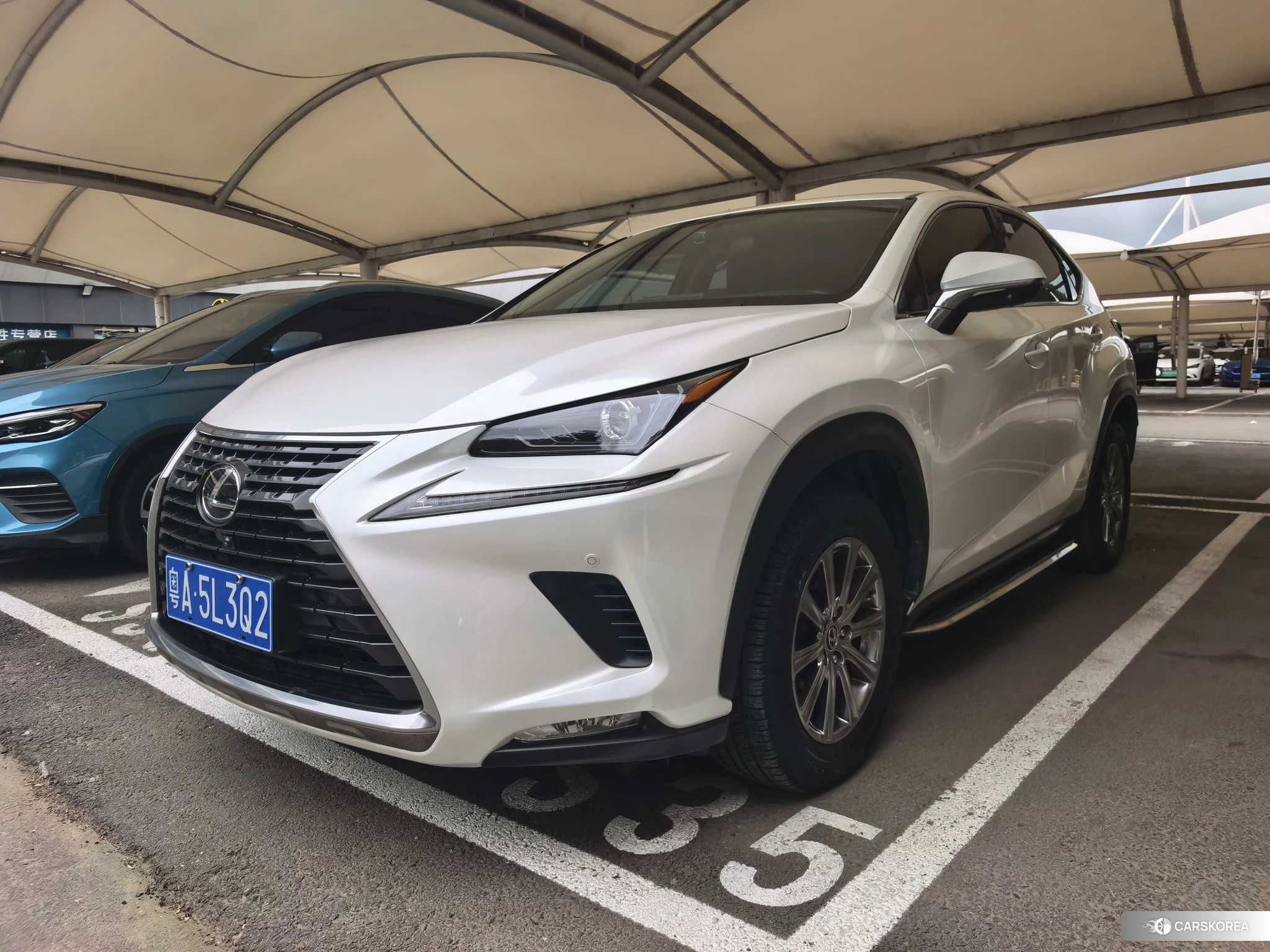 Lexus NX id 4486346 из Китая 17