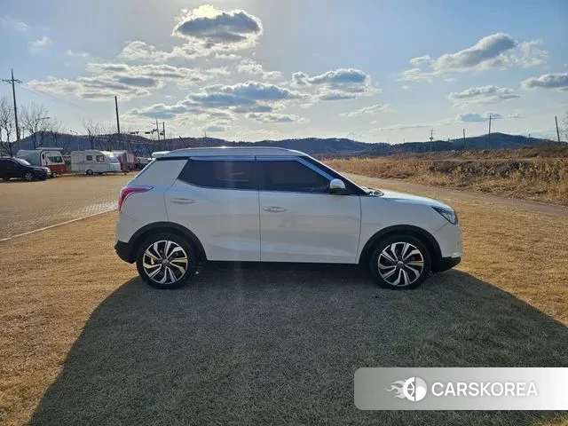 Ssangyong Tivoli Air id 3748709 из Кореи 17