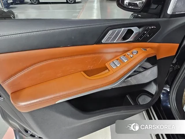 BMW X7 (G07) id 2998870 из Кореи 18