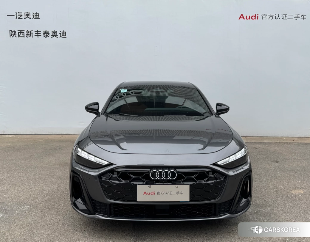 Audi A5L id 4479330 из Китая 25