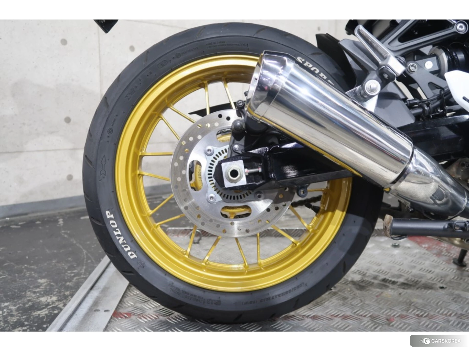 Kawasaki Z900RS id 4185362 из Японии 8