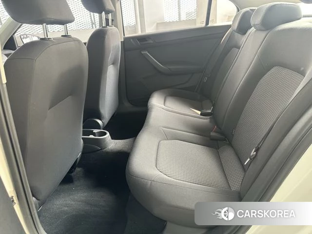 Volkswagen Santana id 4240985 из Китая 14