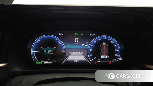 Toyota Crown Crossover id 4516706 из Кореи 18
