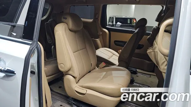 Kia The New Carnival id 2292233 из Кореи 18