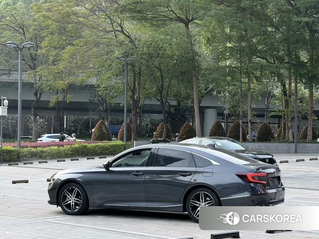 Honda Accord id 3920253 из Китая 9