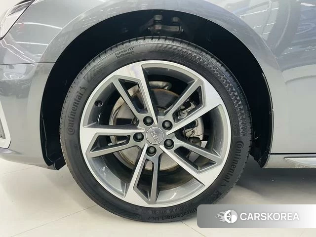 Audi A4L id 4258877 из Китая 15