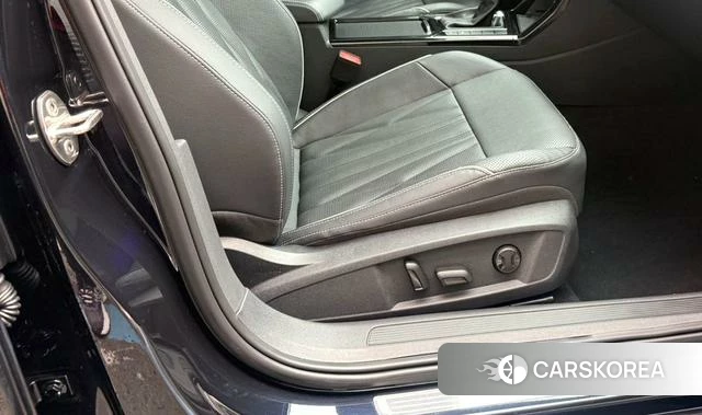Volkswagen Passat id 4328684 из Китая 10