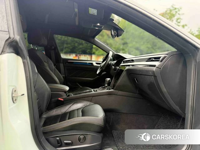 Volkswagen CC id 4271252 из Китая 17