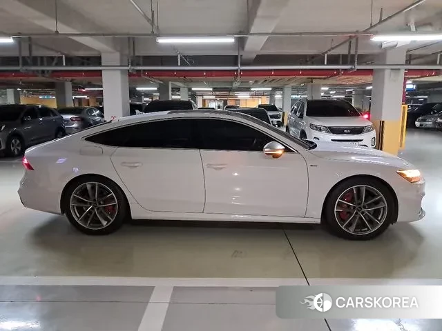 Audi A7 (4K) id 3727445 из Кореи 18