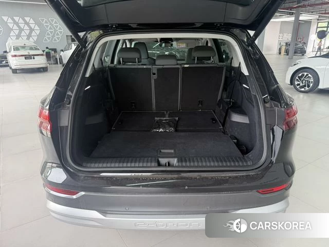 Audi Q5 e-tron id 4314864 из Китая 16