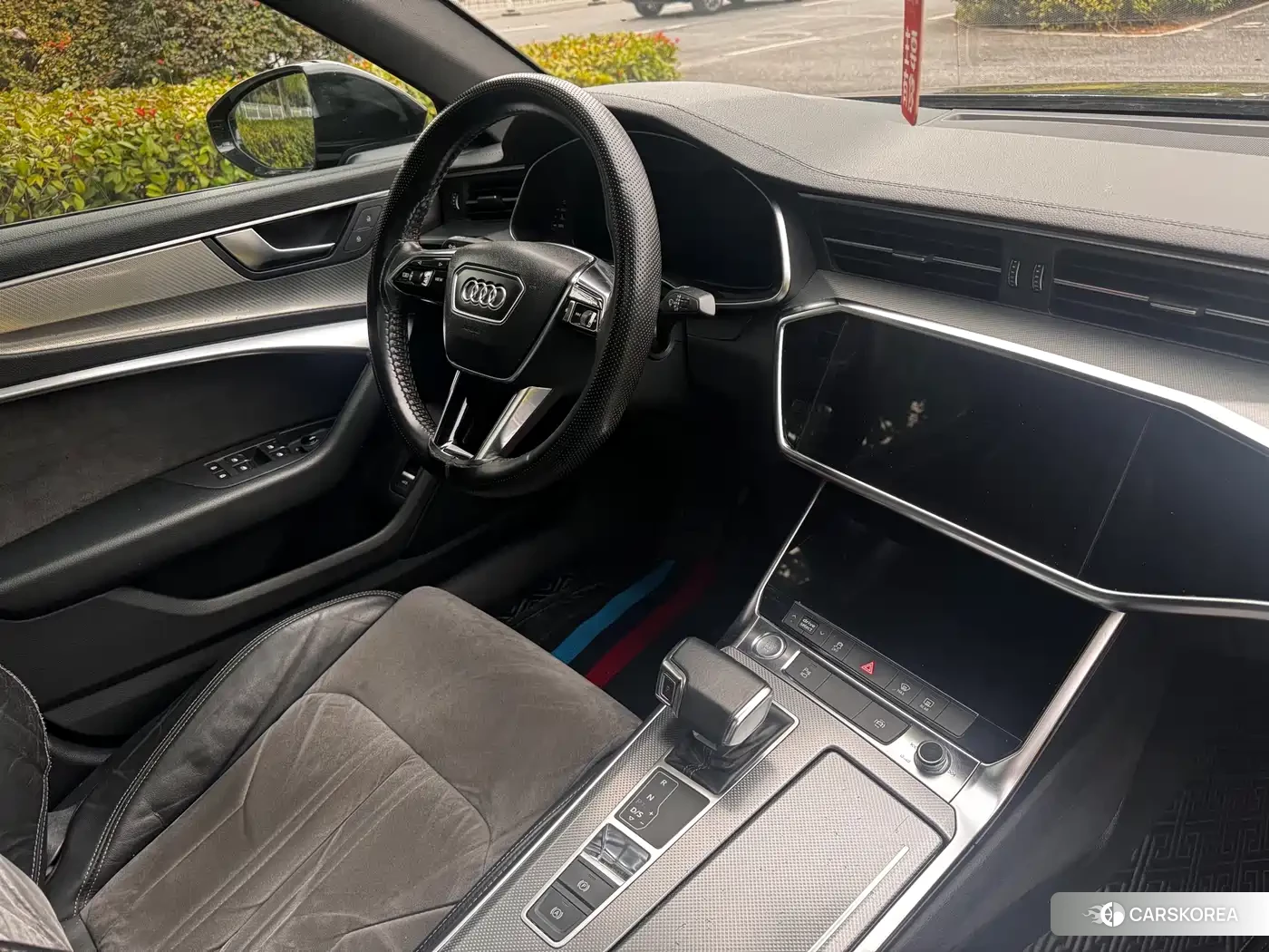 Audi A6L id 4583821 из Китая 13