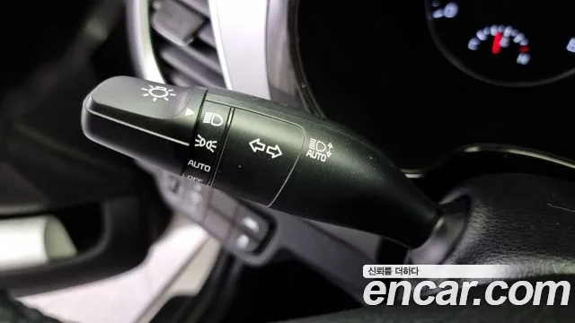 Kia Seltos id 2670645 из Кореи 18