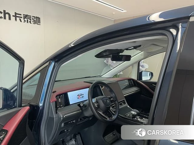 GAC Trumpchi Trumpchi E9 PHEV id 4212290 из Китая 25